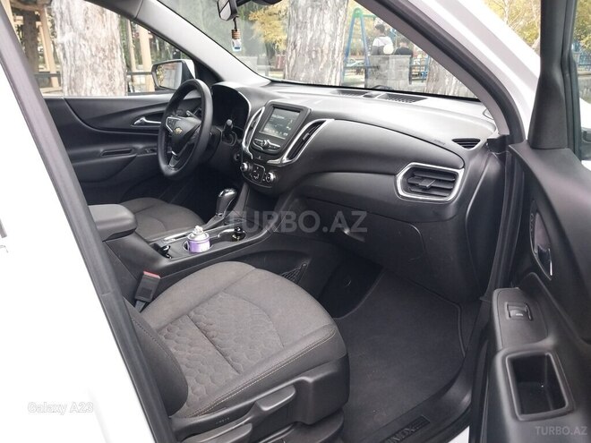 Chevrolet Equinox 2018, 181,200 km - 1.5 l - Qax