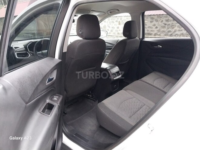 Chevrolet Equinox 2018, 181,200 km - 1.5 l - Qax