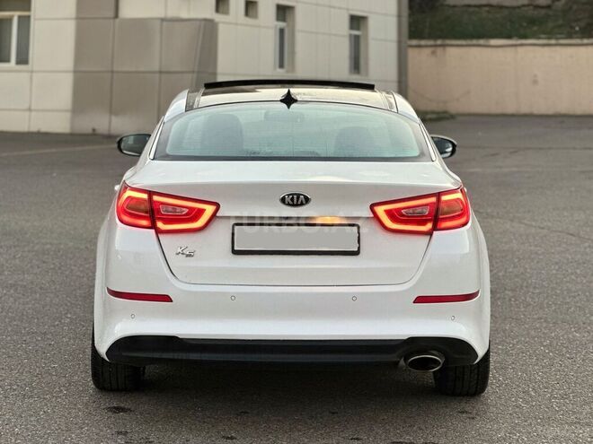 Kia K5-10