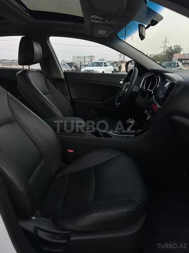 Kia K5-8