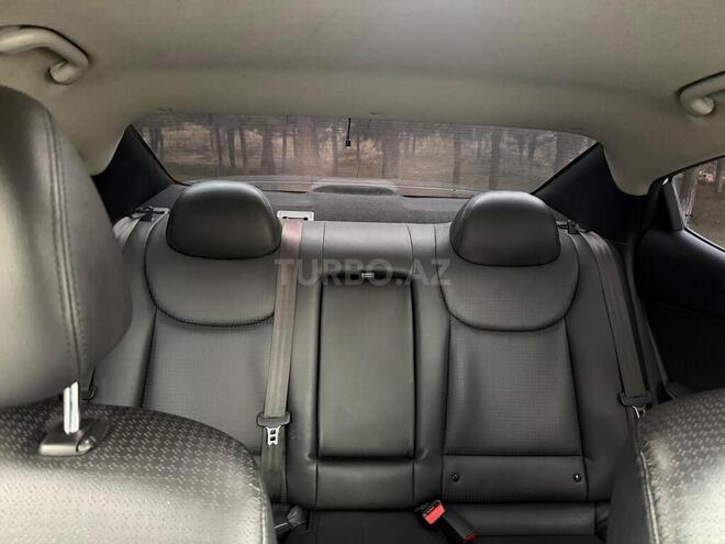 Hyundai Avante 2015, 212,000 km - 1.6 l - Quba