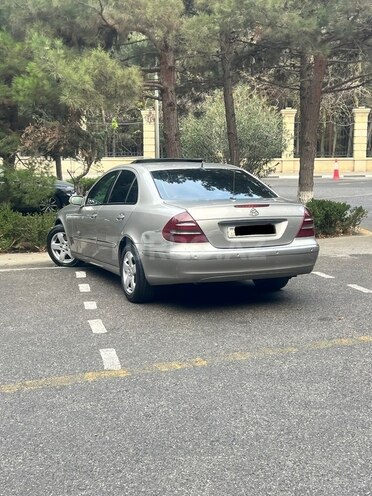 Mercedes E 300 2006, 290,000 km - 3.0 l - Bakı