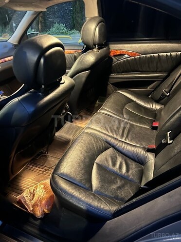 Mercedes E 300 2006, 290,000 km - 3.0 l - Bakı