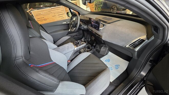 BMW iX-16