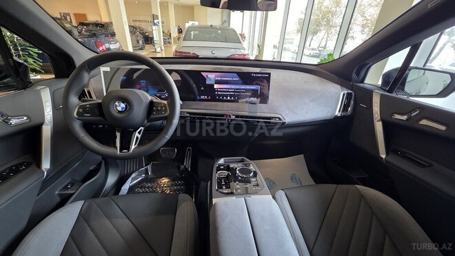BMW iX-2
