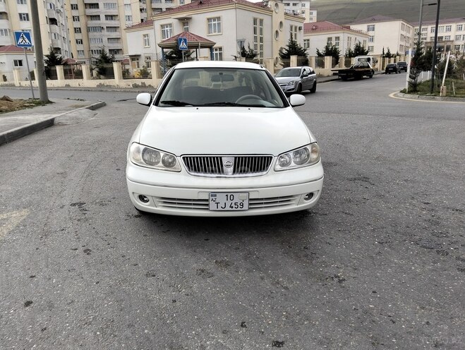 Nissan Sunny 2005, 530,000 km - 1.6 l - Bakı