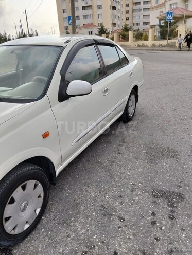 Nissan Sunny 2005, 530,000 km - 1.6 l - Bakı