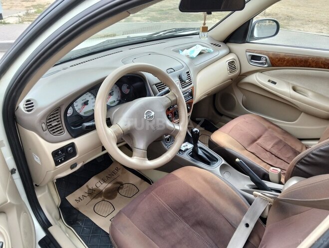 Nissan Sunny 2005, 530,000 km - 1.6 l - Bakı