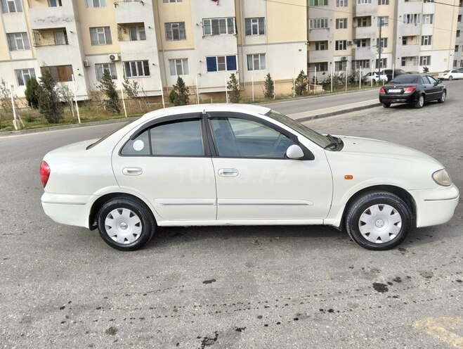 Nissan Sunny 2005, 530,000 km - 1.6 l - Bakı