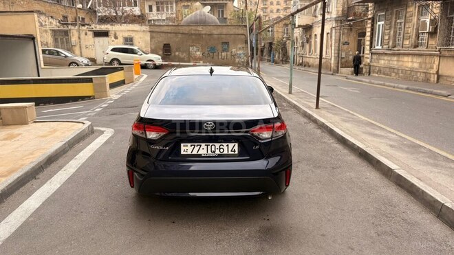 Toyota Corolla-2