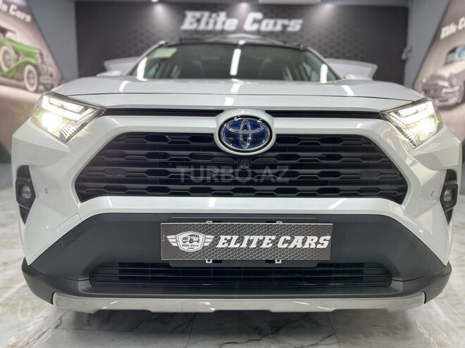 Toyota RAV4-34