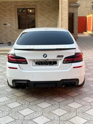 BMW 528-4