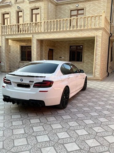 BMW 528-5