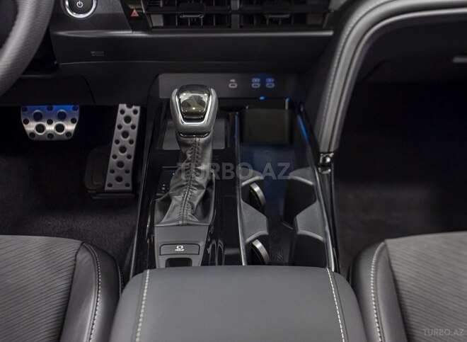 Toyota Camry-24