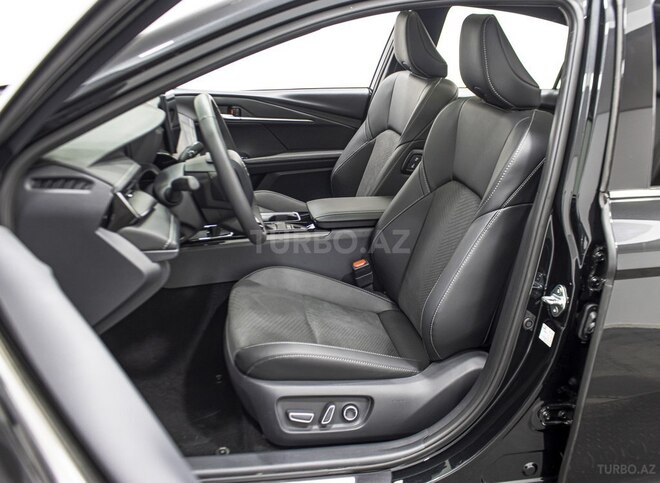 Toyota Camry-18