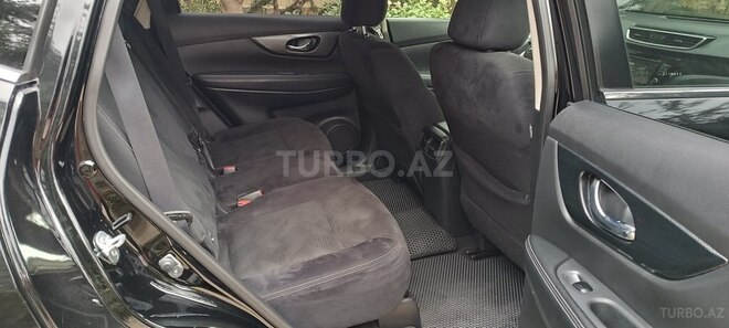 Nissan X-Trail-11