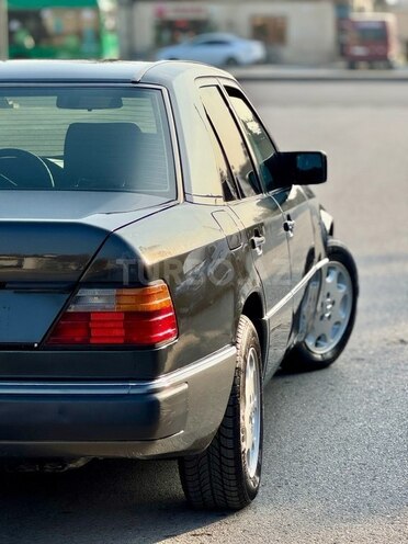 Mercedes 230 E 1991, 485,635 km - 2.3 л - Bakı