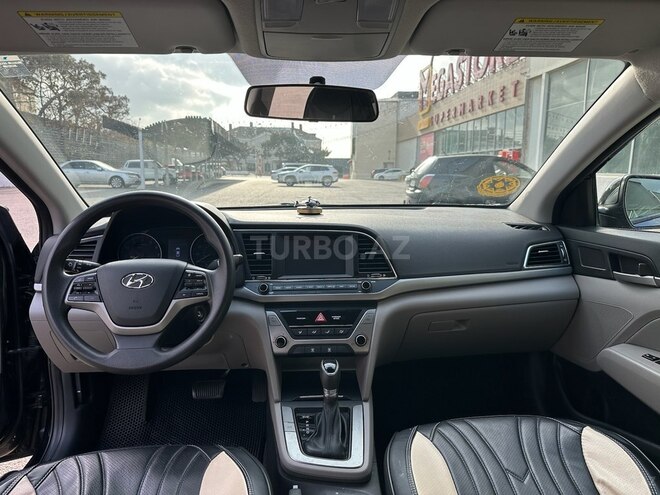 Hyundai Elantra 2018, 154,450 km - 2.0 l - Bakı