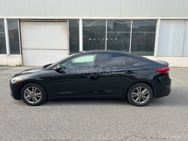 Hyundai Elantra 2018, 154,450 km - 2.0 l - Bakı