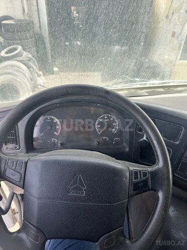 HOWO Sinotruk 2013, 350,000 km - 9.5 l - Bakı