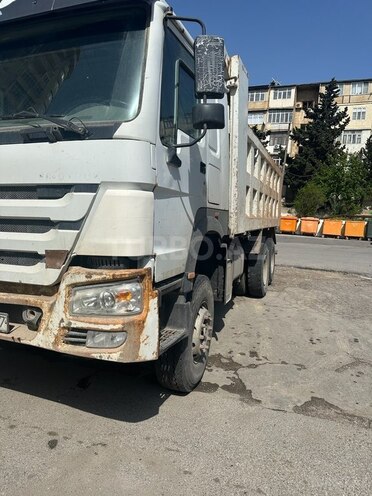HOWO Sinotruk 2013, 350,000 km - 9.5 l - Bakı