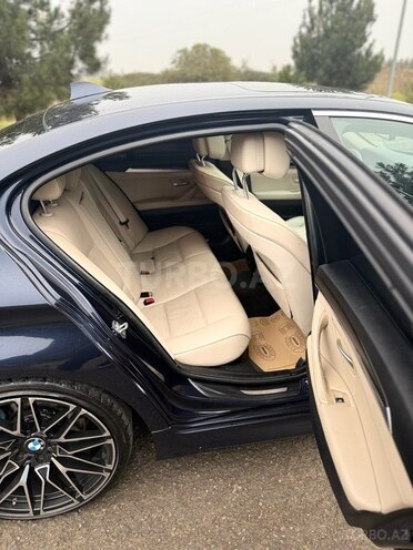 BMW 528 2012, 286,000 km - 2.0 l - Masallı