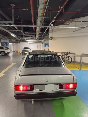 Mercedes 190 1988, 350,000 km - 2.0 l - Bakı
