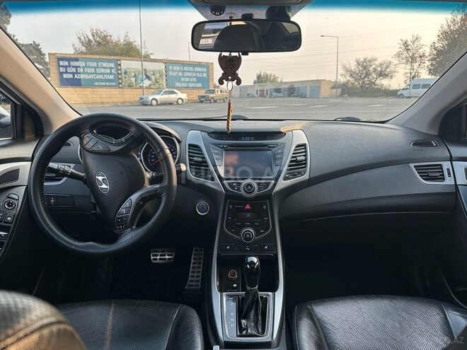 Hyundai Elantra 2014, 218,000 km - 1.8 л - Ağcabədi
