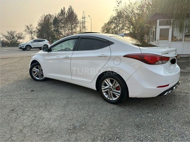 Hyundai Elantra 2014, 218,000 km - 1.8 л - Ağcabədi