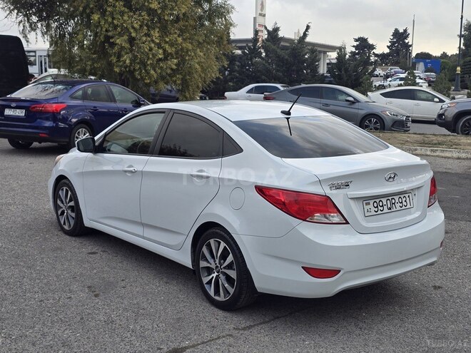 Hyundai Accent 2017, 110,000 km - 1.6 л - Bakı