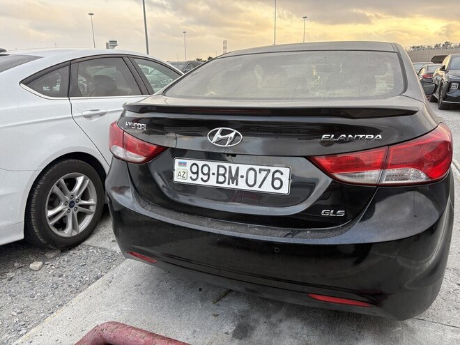Hyundai Elantra 2013, 195,000 km - 1.8 л - Bakı
