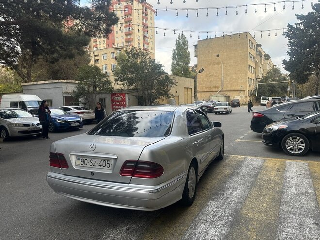 Mercedes E 220 1999, 888,000 km - 2.2 l - Bakı