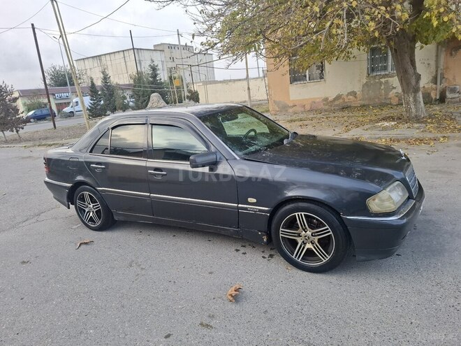 Mercedes C 220 2000, 354,675 km - 2.2 l - Bakı