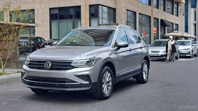 Volkswagen Tiguan 2021, 48,000 km - 1.4 л - Bakı