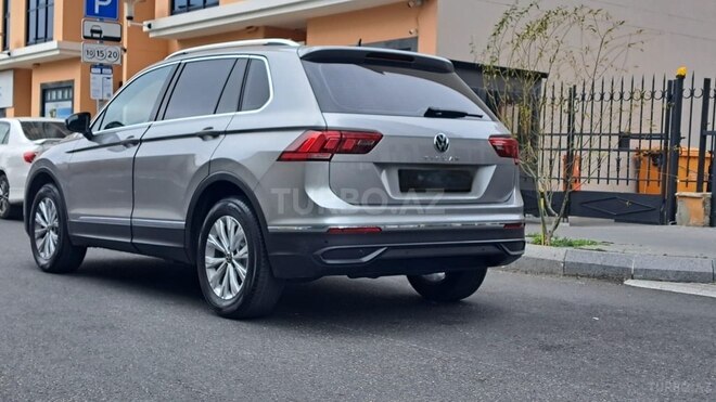 Volkswagen Tiguan 2021, 48,000 km - 1.4 л - Bakı