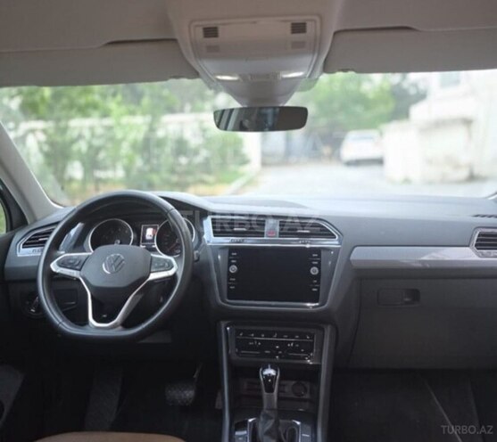 Volkswagen Tiguan 2021, 48,000 km - 1.4 л - Bakı