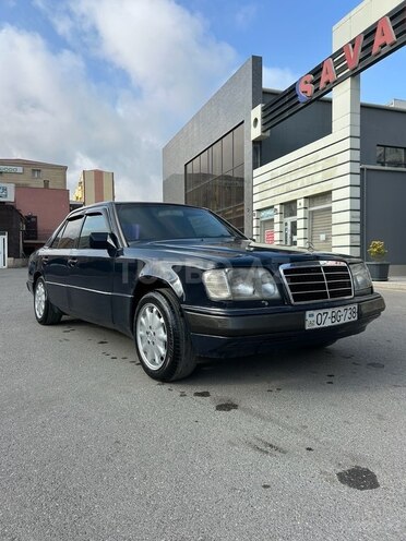 Mercedes E 200 1993, 347,000 km - 2.0 l - Sumqayıt