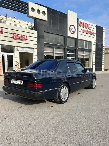 Mercedes E 200 1993, 347,000 km - 2.0 l - Sumqayıt