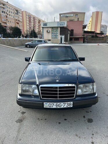 Mercedes E 200 1993, 347,000 km - 2.0 l - Sumqayıt