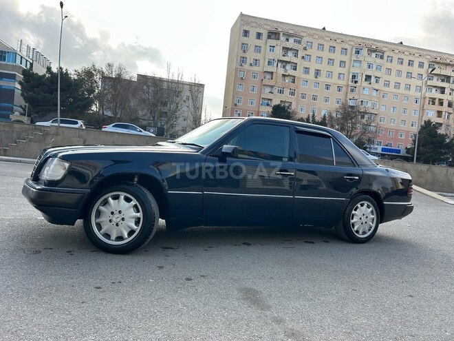 Mercedes E 200 1993, 347,000 km - 2.0 l - Sumqayıt