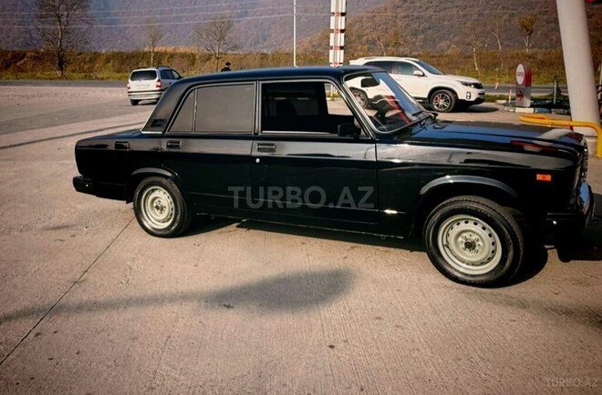 LADA (VAZ) 2107 2011, 71,000 km - 1.6 l - Füzuli