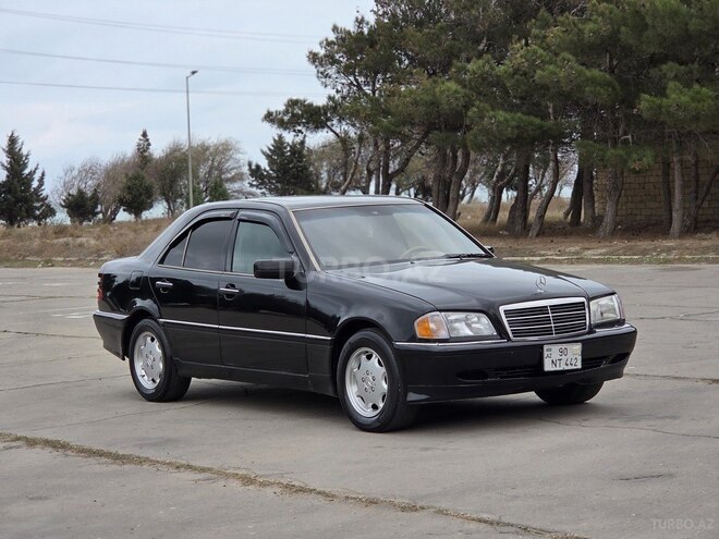 Mercedes C 230 1998, 304,000 km - 2.3 л - Sumqayıt