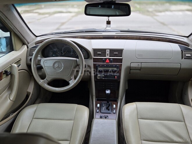 Mercedes C 230 1998, 304,000 km - 2.3 л - Sumqayıt
