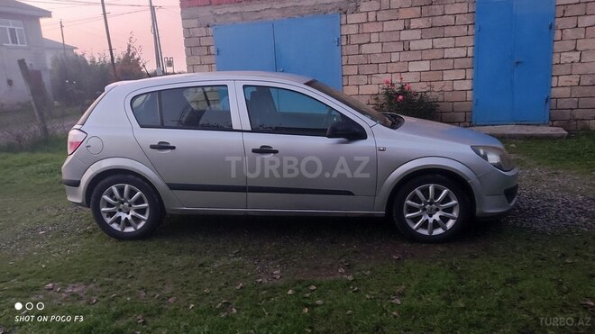 Opel Astra 2004, 230,800 km - 1.4 l - Masallı