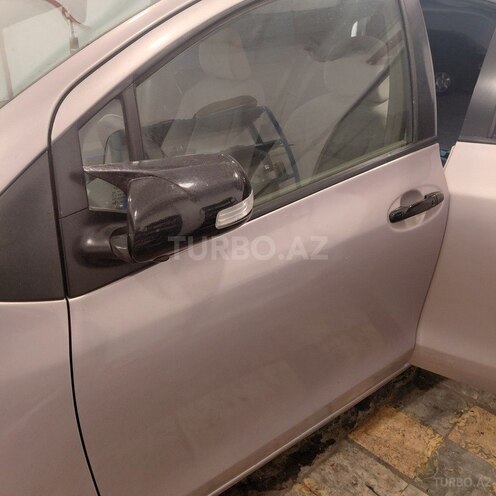 Toyota Vitz 2007, 173,000 km - 1.3 l - Bakı