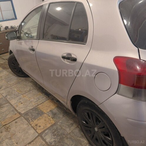 Toyota Vitz 2007, 173,000 km - 1.3 l - Bakı