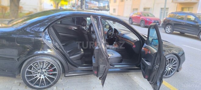Mercedes E 200 2009, 256,000 km - 1.8 l - Bakı