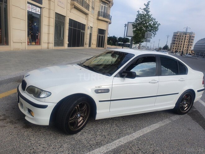 BMW 320-2