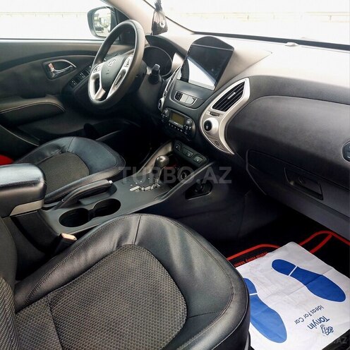 Hyundai ix35 2013, 205,000 km - 2.0 л - Biləsuvar