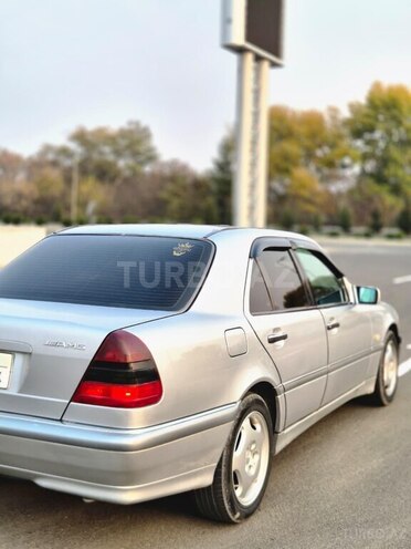 Mercedes C 240 1999, 354,000 km - 2.4 l - Ağcabədi
